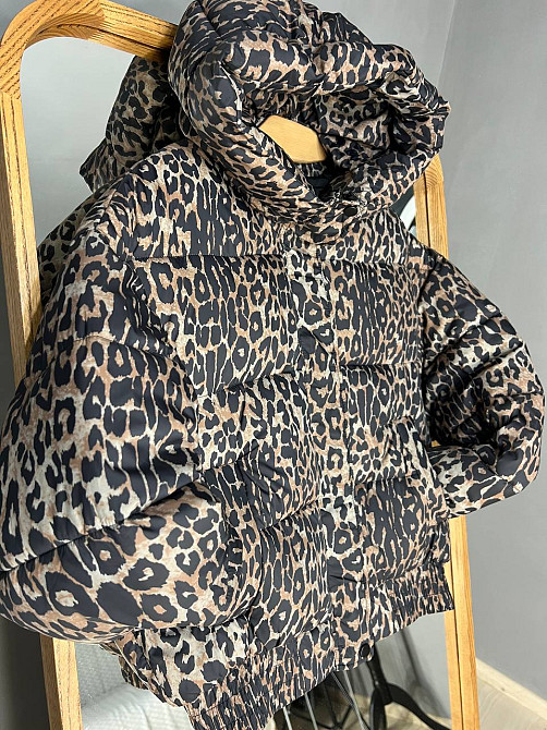 Куртка жіноча Lady Yep 9006 коротка з капюшоном леопардовий принт на резинці демісезонна темно-корич Одеса - фото 9