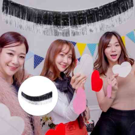 Гирлянда из дождика для фотозоны 175 на 35 см черно-серебристый Киев