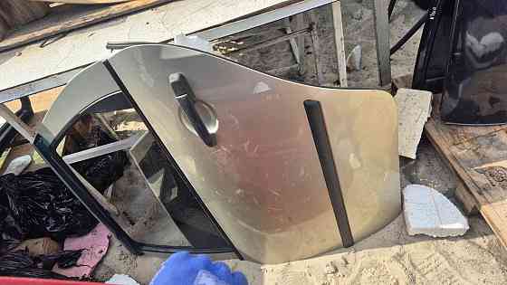 Задня  ліва дверка лада калина хечбек ідеал в зборі Київ