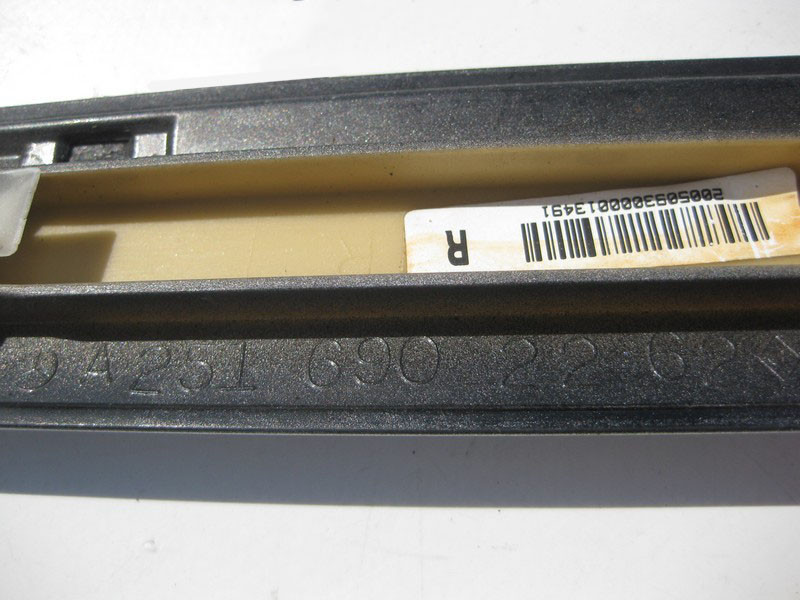 Mercedes-Benz  A2516902262 Молдинг передніх правих дверей з хромом R-Class W251 Одеса - фото 3