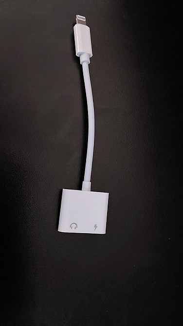 Перехідник розгалужувач Lightning для навушників та зарядки Луцьк - фото 2