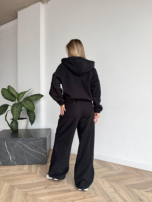 Женский стильный женский флисовый костюм-оверсайз с капюшоном. Черный, 46/48 Одесса - изображение 4