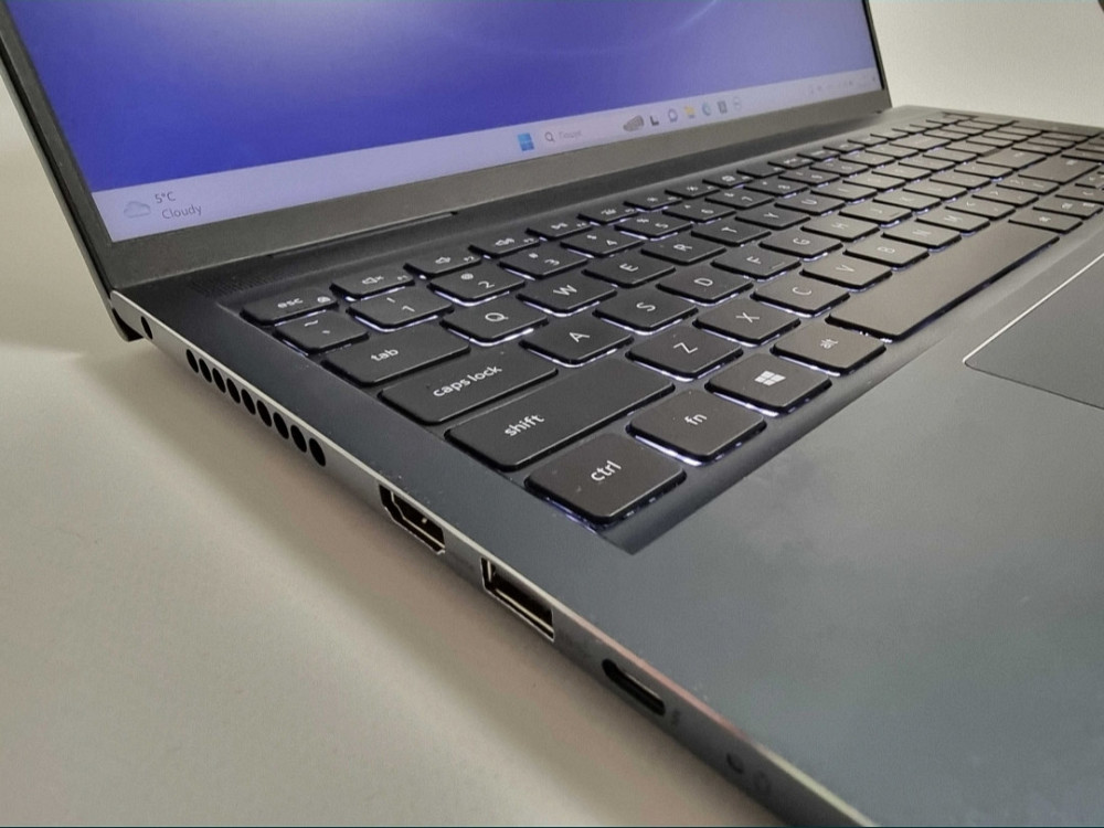 Ноутбук: DELL Inspiron 16 Plus 7610 i5 11400H/RAM 8 Gb/SSD 256Gb/WIN 11 Київ - фото 3