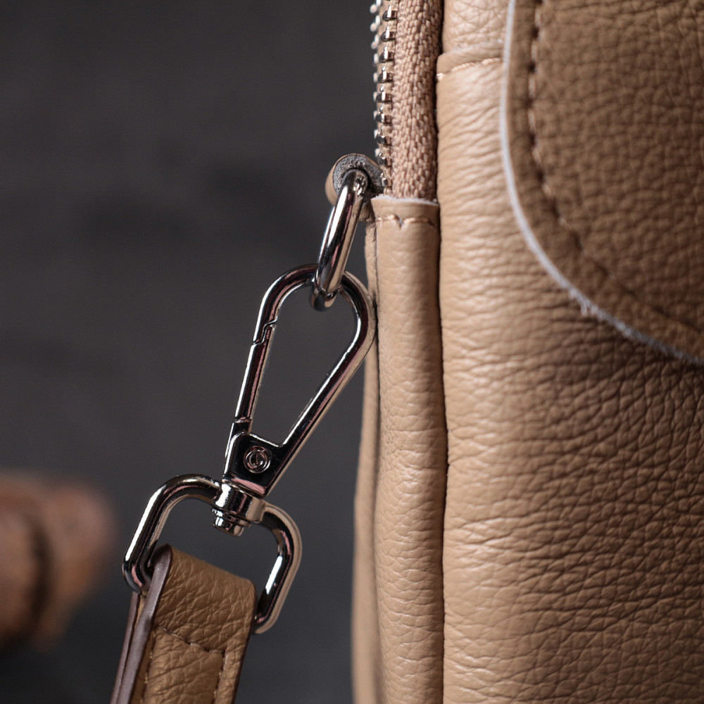 Небольшая вертикальная сумка для женщин на два отделения из натуральной кожи Vintage 22400 Бежевая Киев - изображение 9