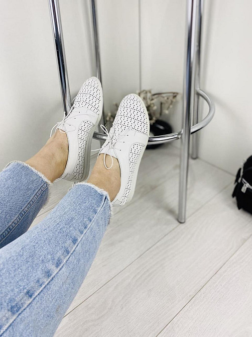 BOGATKO Мокасини жіночі з перфорацією білі з натуральної шкіри весна - літо BOGATKO 111 р. 38 Коломия - фото 2