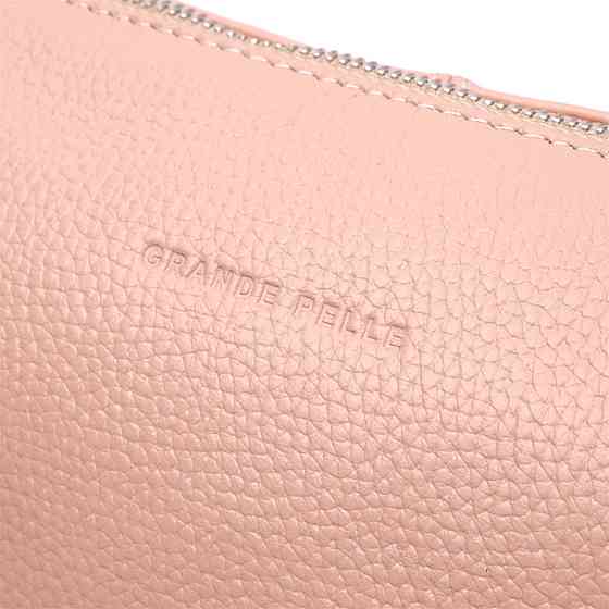 Очаровательный женский клатч из натуральной зернистой кожи GRANDE PELLE 11698 Пудровый Киев