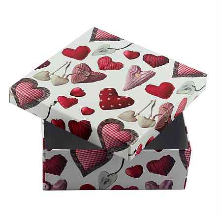 Коробка подарункова ООТВ Heart 18 х 18 х 7 см Рівне