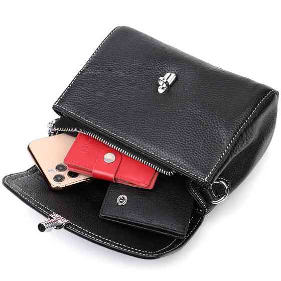 Шкіряна сумка для жінок з цікавою засувкою Vintage 22416 Чорний Київ