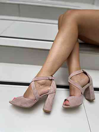 Nivelle Босоніжки жіночі пудрові замшеві NIVELLE 1815/9510-9544 на підборах, натуральна замша р Коломия