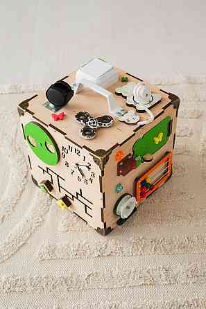 Маленький Бізікуб 23*23*23 Розвивальний дитячий куб Бізікуб із фанери без фарби Бізіборд Київ