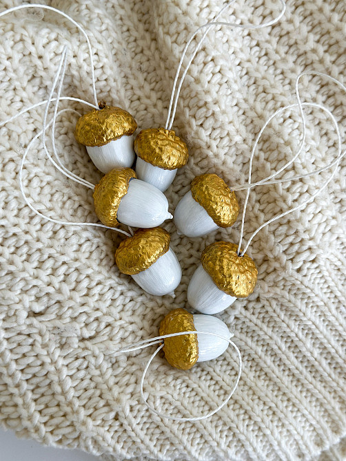 Набор желудей расписанных вручную. Киев - изображение 9