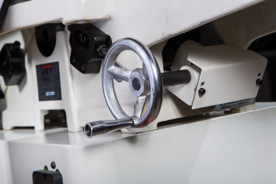 Фугирующий станок JET JJ-6L-M : 230В, 1.5кВт. вал Ø=61мм, 3 ножа-155х19х3мм, (2 М) Одесса