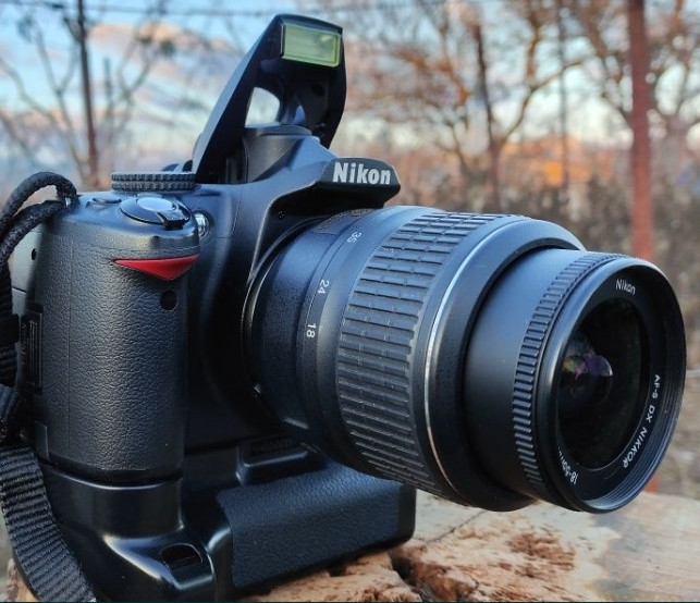 Фотоаппарат Зеркальный: Nikon D3000 + SD+ Бустер. Харьков - изображение 3