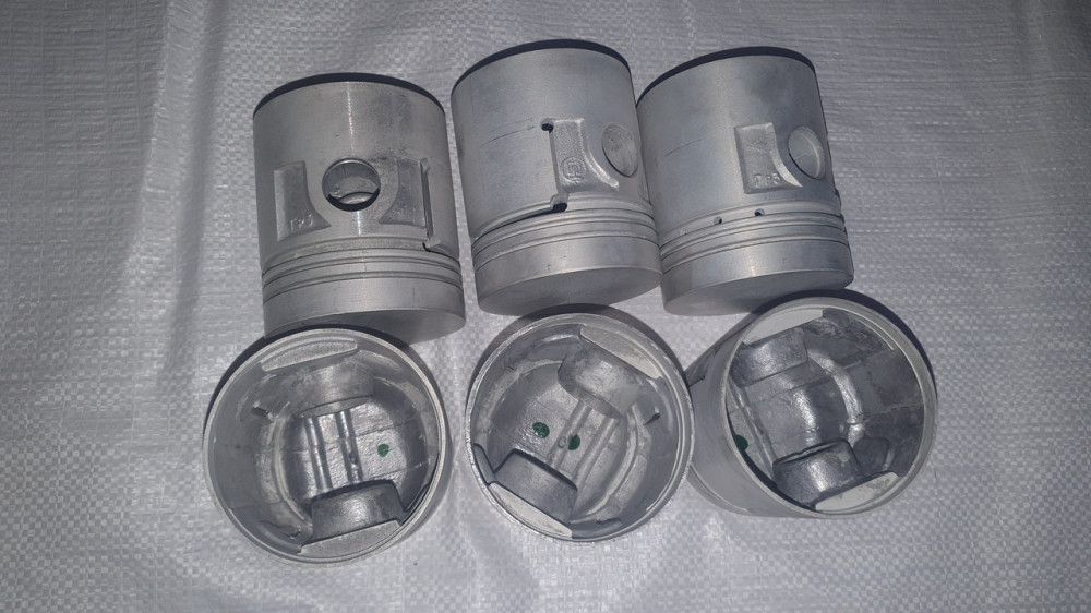 Поршень ГАЗ-51. Комплект. 82.5 мм. Харьков - изображение 1