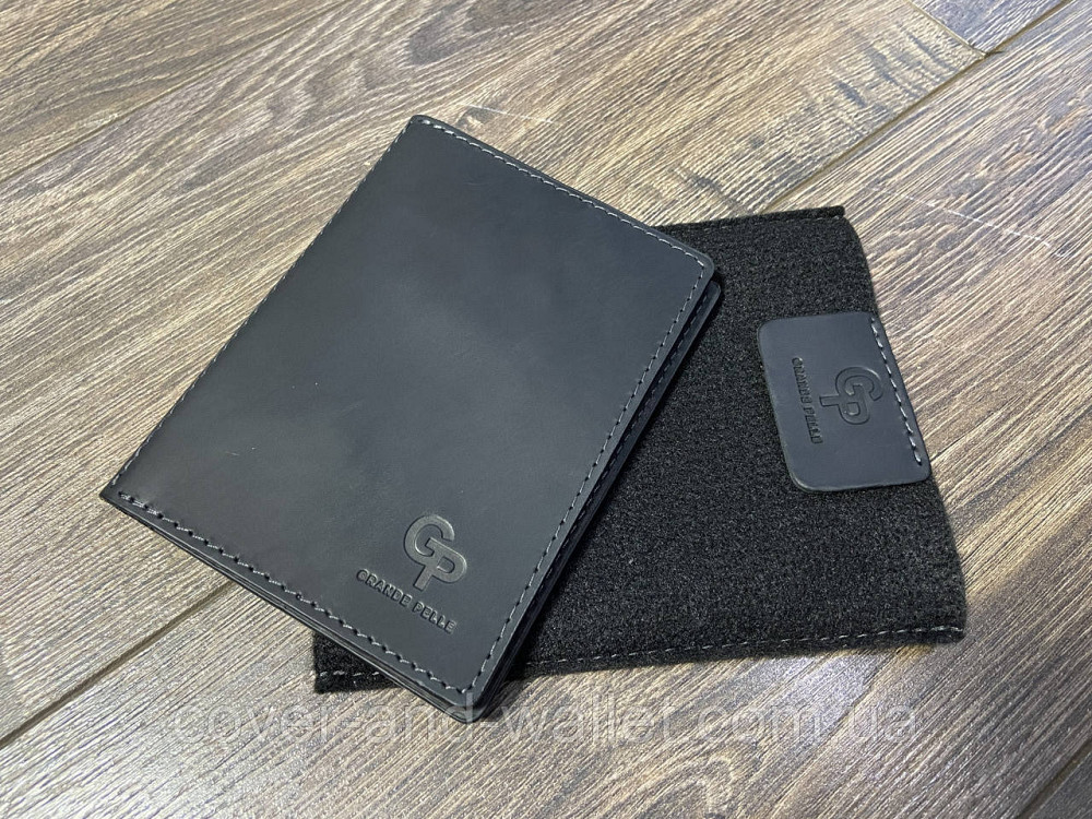 Черная кожаная обложка на права и паспорт ручной роботы Grande Pelle Киев - изображение 2