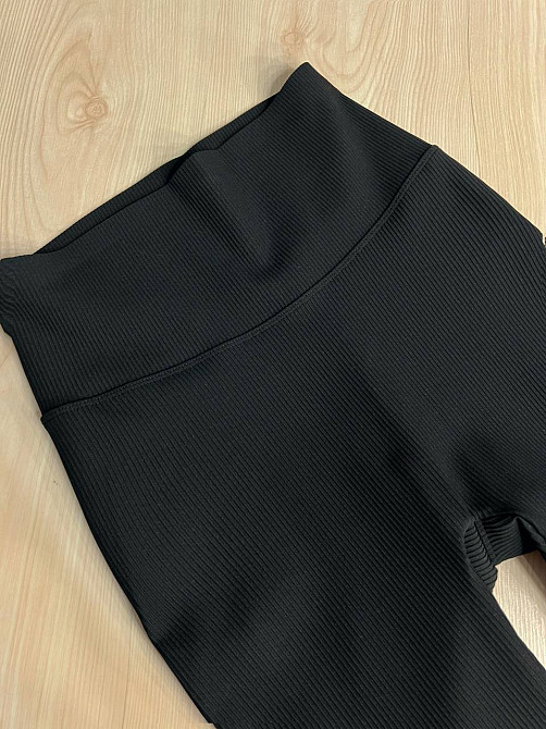 Лосины женские Kenalin D12 черные тонкие в рубчике с широким поясом и пушап-эффектом, черный, 2XL Киев - изображение 6