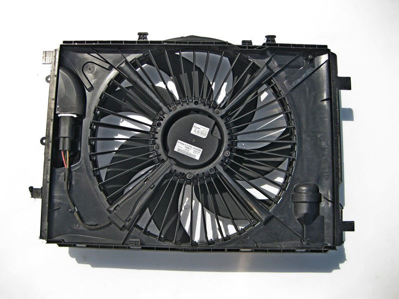 Mercedes-Benz  A2045000493 Вентилятор радіатора 600W із жалюзями C-Class W204 E-Class W212 C207 CLS C218 SL R231 Одесса - изображение 2