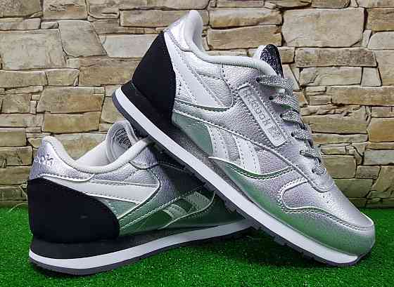 Женские кроссовки Reebok Classic Leather,Silver Metallic  р.37(24,3)см Киев