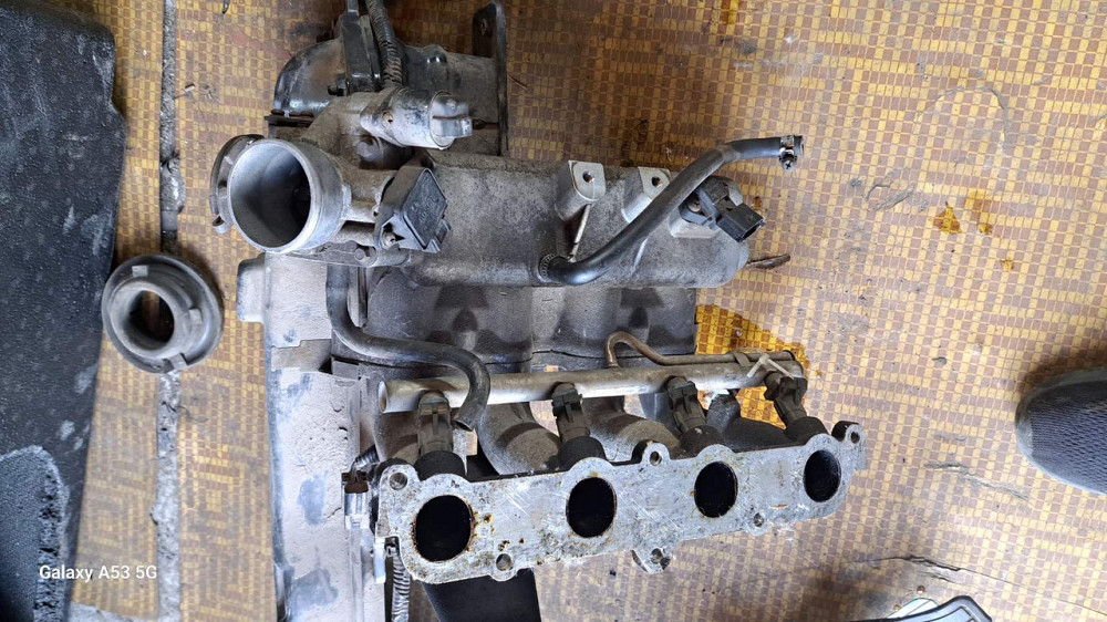 Форсунки с топливной рампой Chery Amulet Киев - изображение 1