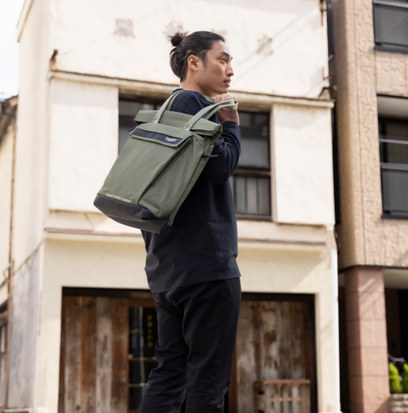 Сумка Thule Paramount Crossbody Tote 22L PARATB-3116 Black (6949022) Київ - фото 6