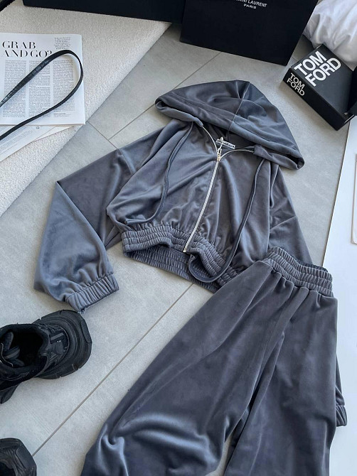 Женский прогулочный оверсайз костюм двойка: кофта и штаны турецкий велюр. Графит Одесса - изображение 5