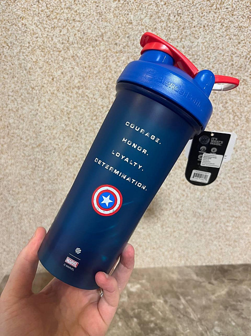 Шейкер спортивний BlenderBottle Classic Loop PRO 28oz/820ml Marvel Capitan Amerika (600557) Кам'янське - фото 4