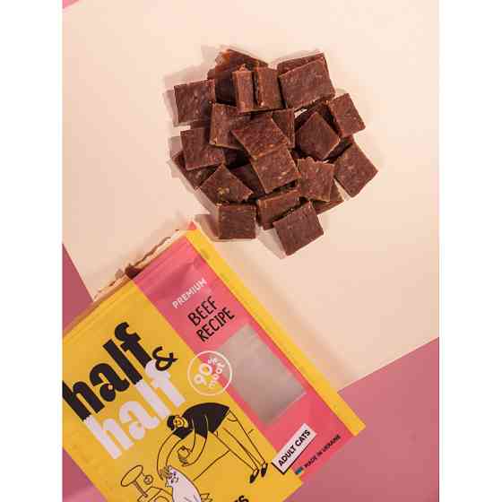 Лакомства для кошек Half&Half в форме мясных кусочков с говядиной, 50 г Винница