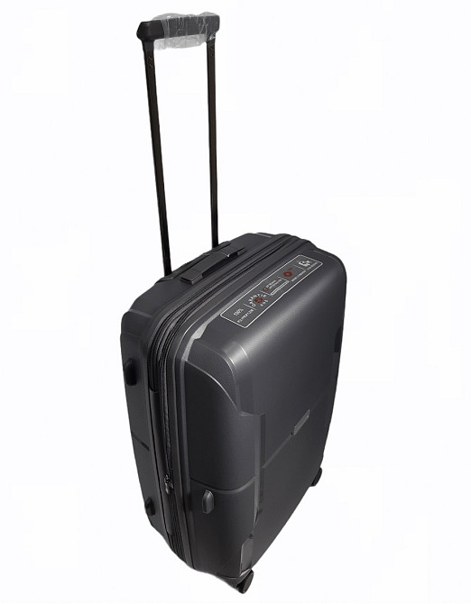 Чемодан пластиковый AIRTEX 245 средний 67 см серый Киев - изображение 2