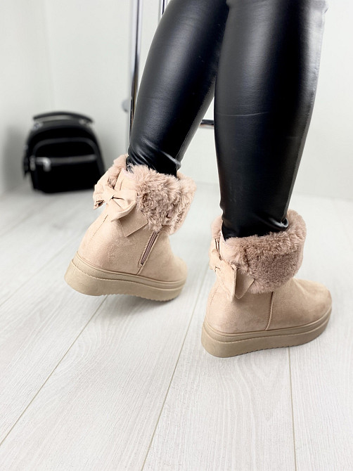 Черевики жіночі 8323-20 пудра (зима, еко-замша) (1140) 38 Коломыя - изображение 1