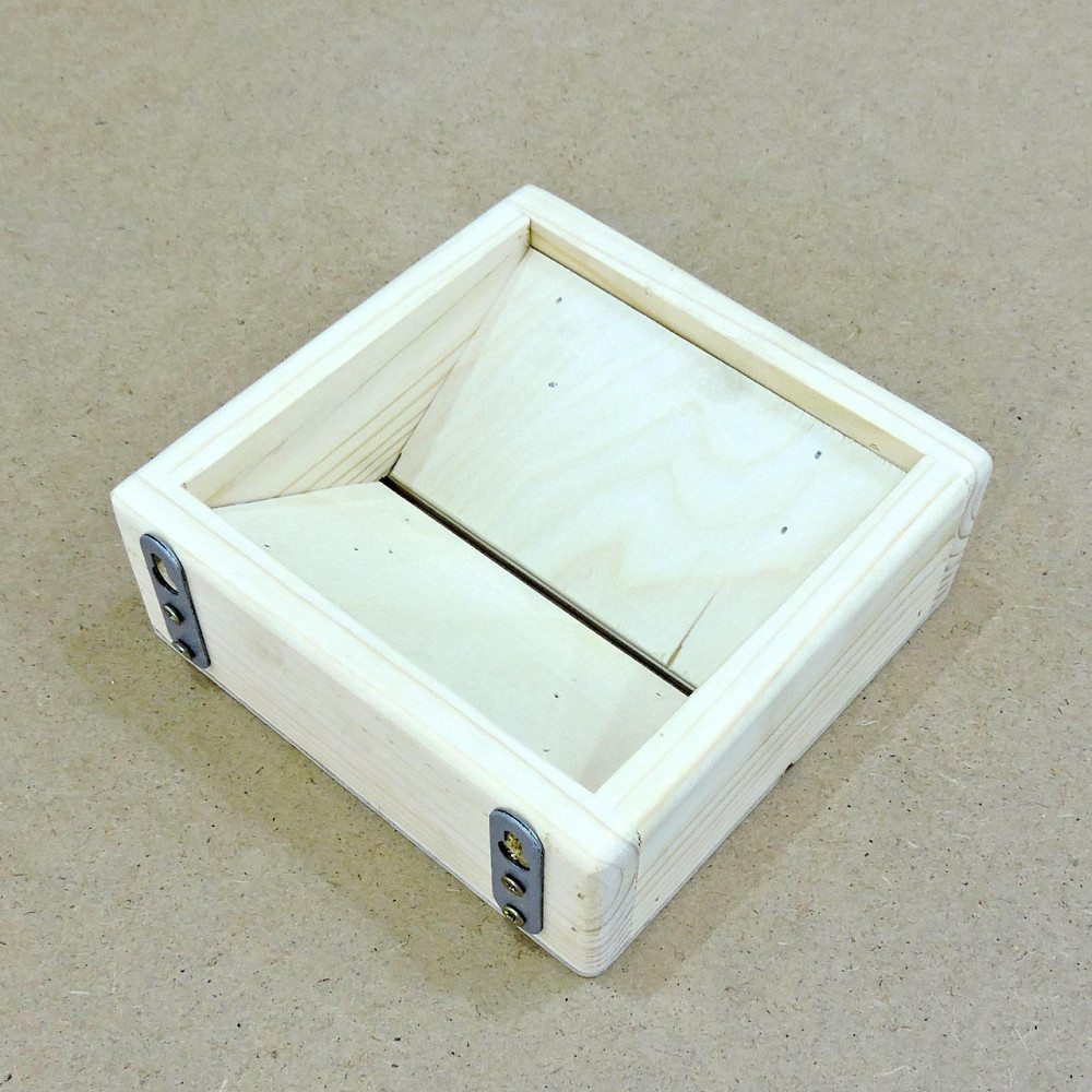 Держатель для туалетной бумаги 