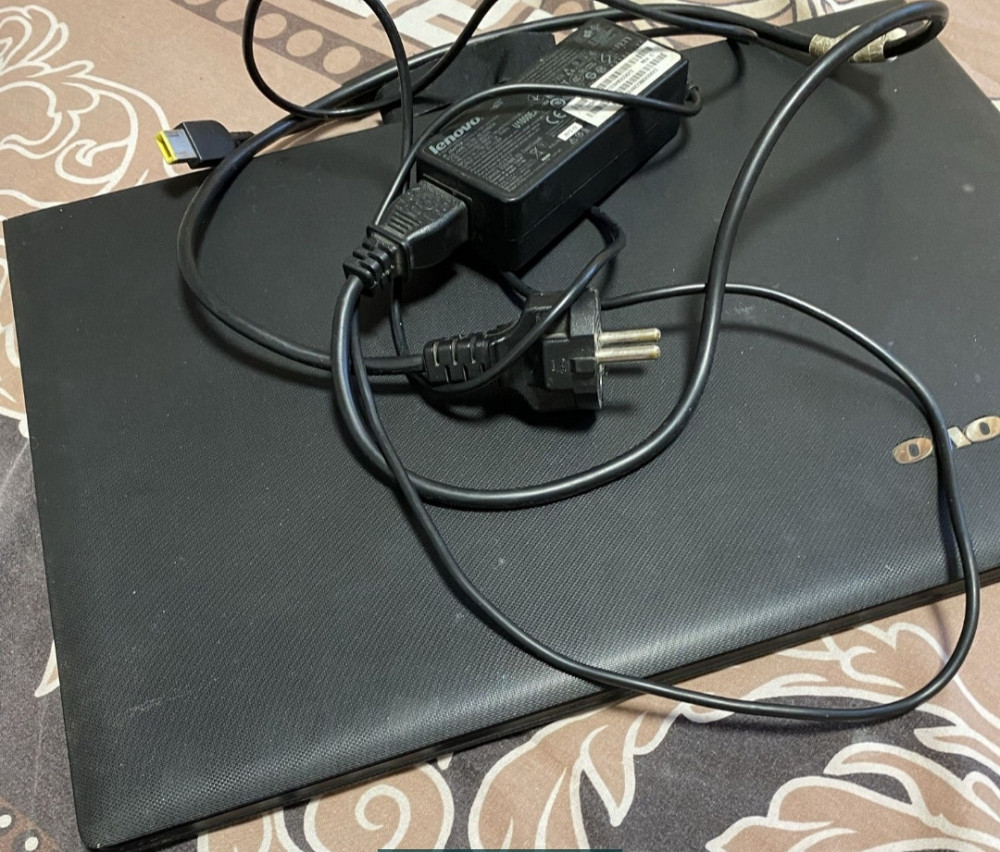 Ноутбук: Lenovo в хорошем состоянии! Киев - изображение 1