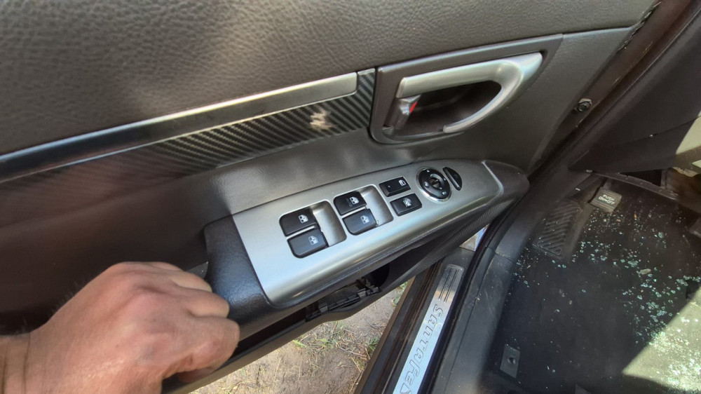 Блок керування склопідіймачами Hyundai Santa Fe 2007-2012 Київ - фото 1