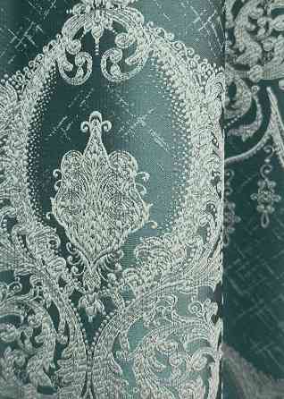 Комплект штор на люверсах VR-Textil Парча № 1777ш Бірюзовий з молочним 155х270 см 2 шт (37-0262) Київ