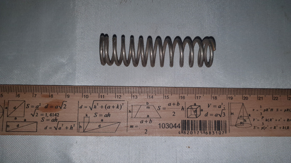 Пружина стиснення 17.75х67х2 мм. СССР. Харків - фото 2