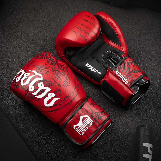 Боксерські рукавиці Phantom Muay Thai Red 12 унцій (капа в подарунок) Кам'янське - фото 8