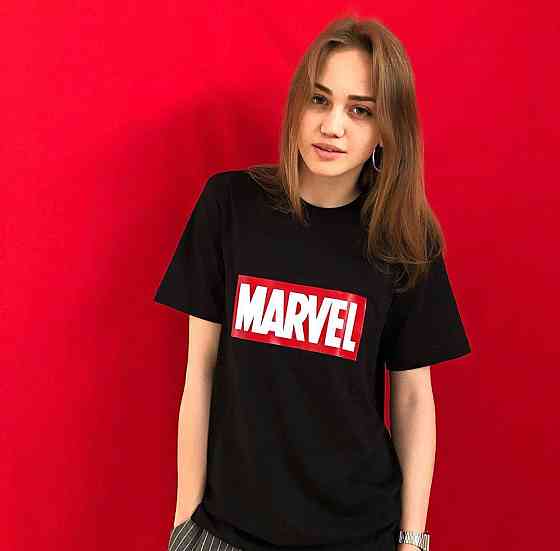 Чорна жіноча футболка MARVEL Чернівці