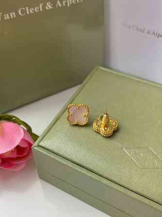 Серьги в стиле Ванклиф покрытие лимонным золотом AU750, перламутр Одесса