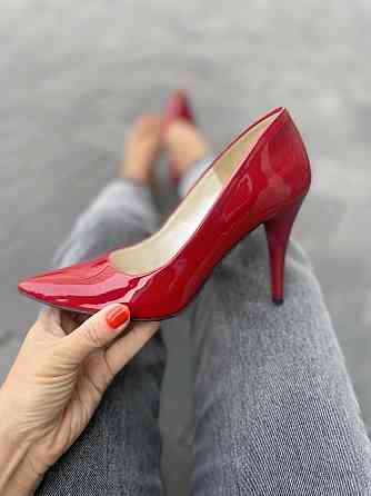 Туфлі жіночі LAVINI червоні шкіра лакована каблук 10см розмір 35 (3730) Коломия