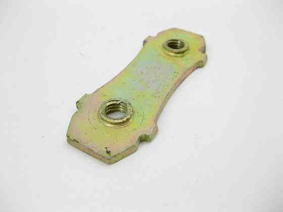 VAG  6N0809237 Кріпильна пластина петлі - вуха замка двері Одесса