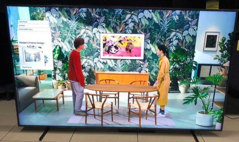 Телевизор Безрамный: 65