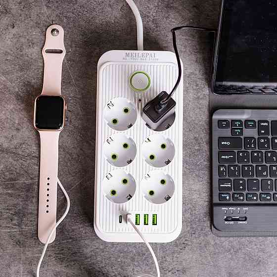 Сетевой фильтр 5 м удлинитель F06U на 6 розеток 4 USB 1 Type-C и кнопкой отключения Белый HP-5-25 Киев
