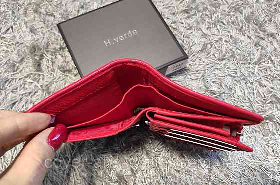 Стильний компактний жіночий гаманець з натуральної шкіри червоного кольору Helen Verde Київ