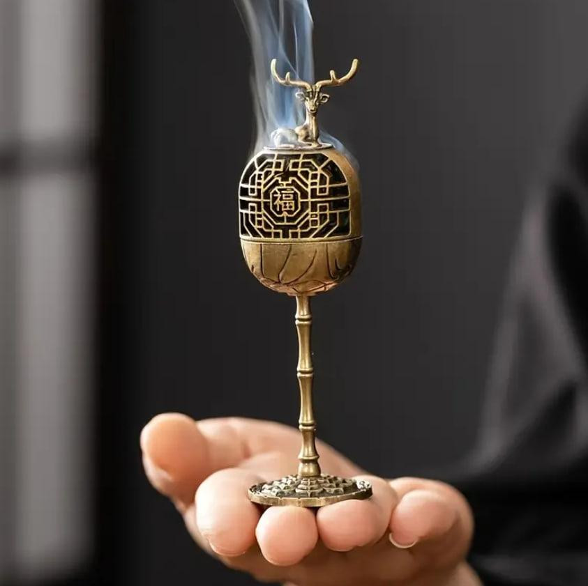 Изящный вертикальный держатель для благовоний с оленем. Мини-курильница на ножке 11,5 см Киев - изображение 1