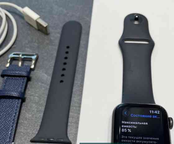 Смарт-Часи Apple Watch SE 40 mm Space Gray Aluminum Київ