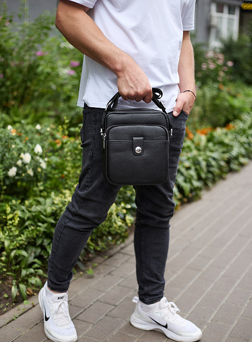 Мужская кожаная универсальная сумка 24х20х8, барсетка из кожи, сумочка для мужчин с регулировкой ручки, черная Киев - изображение 9