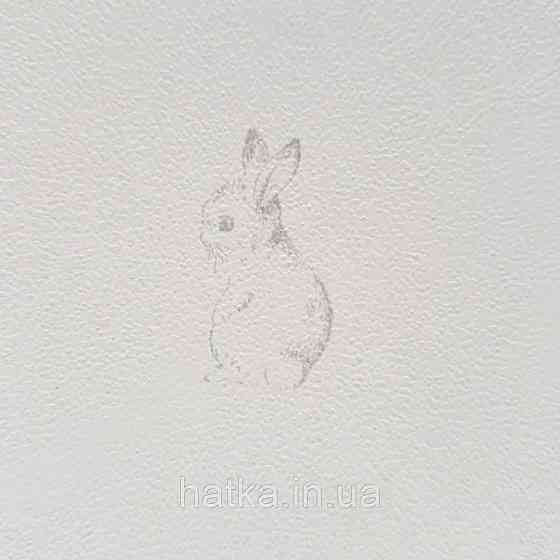 Шпалери флізелінові дитячі Lutece Tartine et Chocolat біла основа світло сірі мишки їжачки баранці зайчики Київ