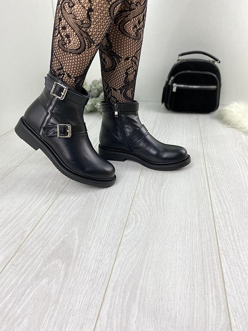 Без бренда Жіночі черевики D and V чорні натуральна шкіра з хутром висота 12см каблук 3см підош Коломыя - изображение 5