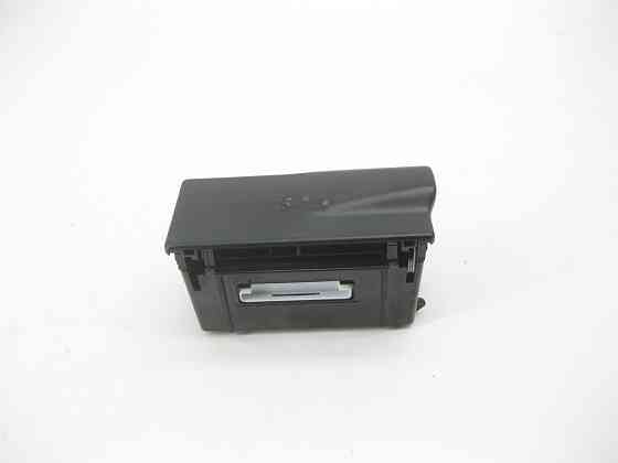 Mercedes-Benz  A1668100330 Вставка - чашка попільнички передньої частини підлокітника ML/GLE W166 GLE Coupe C292 GL/GLS X166 Одесса