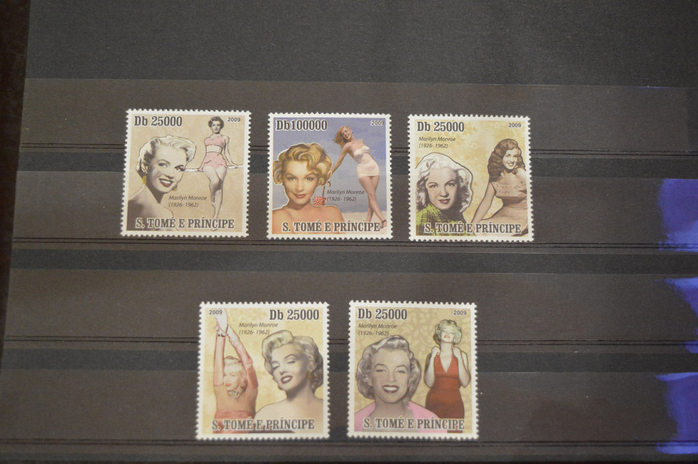 Марки. Серия. Мозамбик (УНЦ) Полтава - изображение 1