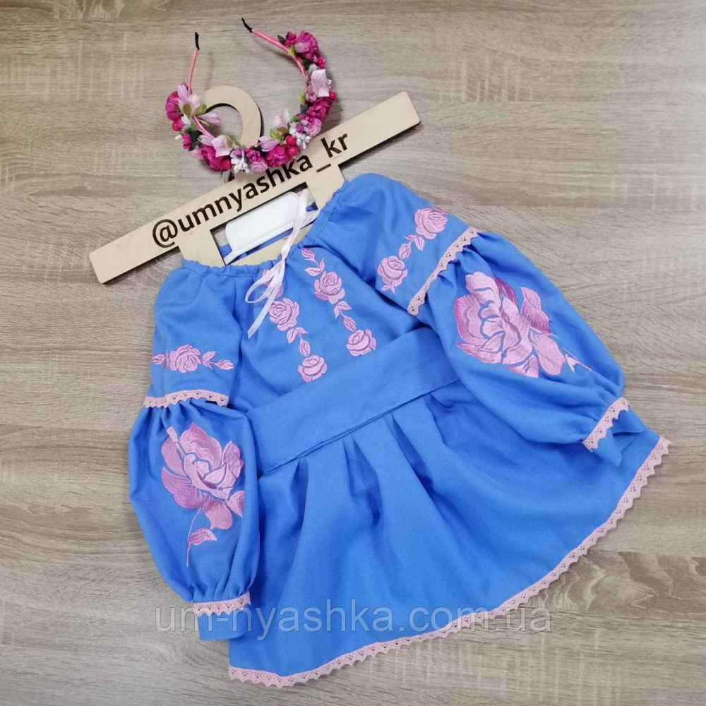 Голубое платье вышиванка 